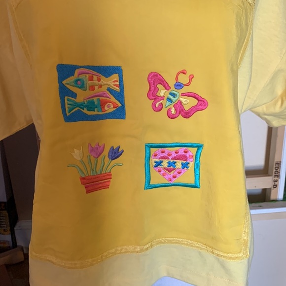 Appliqué T Shirt - Picture 3 of 6
